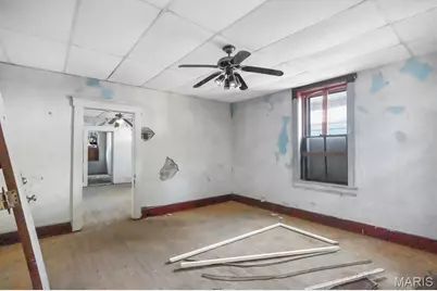 8409 Pennsylvania Avenue, Saint Louis, MO 63111 - Photo 3