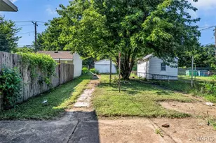 8409 Pennsylvania Ave, Saint Louis, MO 63111 - Photo 11