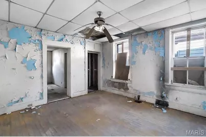 8409 Pennsylvania Avenue, Saint Louis, MO 63111 - Photo 5