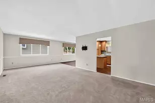 12021 Cedar Lake Ct, Maryland Heights, MO 63043 - Photo 13