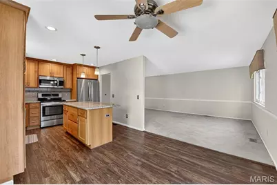 12021 Cedar Lake Court, Maryland Heights, MO 63043 - Photo 17