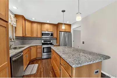 12021 Cedar Lake Court, Maryland Heights, MO 63043 - Photo 19