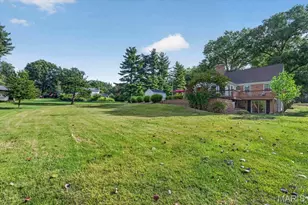 2045 Firethorn Dr, Saint Louis, MO 63131 - Photo 45