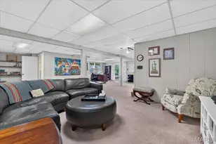 2045 Firethorn Dr, Saint Louis, MO 63131 - Photo 37