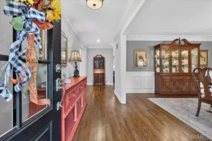 2045 Firethorn Dr, Saint Louis, MO 63131 - Photo 3