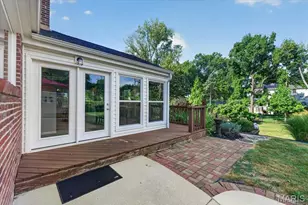 2045 Firethorn Dr, Saint Louis, MO 63131 - Photo 41