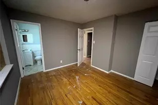 10147 Mayfair Dr, Saint Louis, MO 63136 - Photo 7