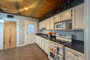 202 E 2nd St, De Soto, MO 63020 - Photo 15