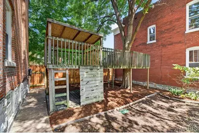 4252 Cleveland Avenue, Saint Louis, MO 63110 - Photo 47