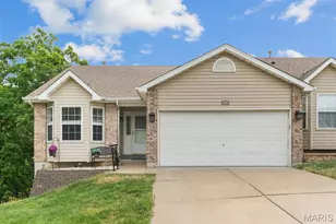 200 Meadowview Dr, Warrenton, MO 63383 - Photo 1
