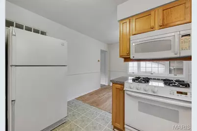 640 S Sappington Road, Kirkwood, MO 63122 - Photo 13