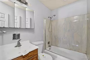 1424 Farmview Ave, Saint Louis, MO 63138 - Photo 27