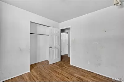 1424 Farmview Avenue, Saint Louis, MO 63138 - Photo 23