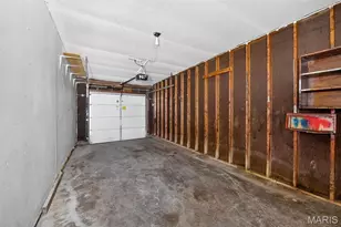 1424 Farmview Ave, Saint Louis, MO 63138 - Photo 29
