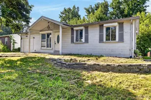 1424 Farmview Ave, Saint Louis, MO 63138 - Photo 3