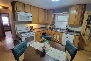 9521 Theodosia Ave, Saint Louis, MO 63114 - Photo 9