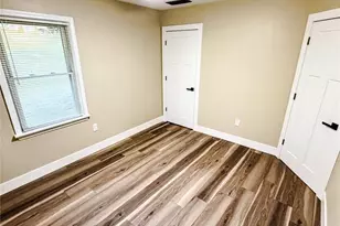 10060 Sheldon Dr, Saint Louis, MO 63137 - Photo 13