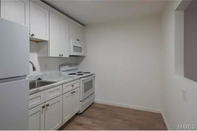 4770 Kings Drive, Saint Louis, MO 63116 - Photo 15