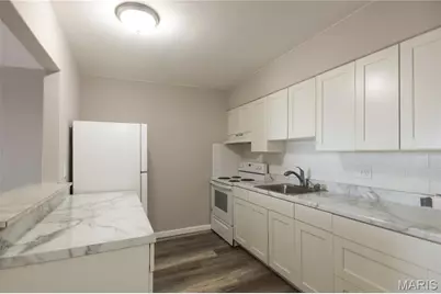 4770 Kings Drive, Saint Louis, MO 63116 - Photo 7