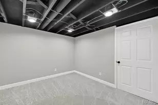 2246 Berwyn Dr, Saint Louis, MO 63136 - Photo 23