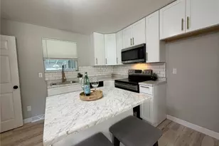 2246 Berwyn Dr, Saint Louis, MO 63136 - Photo 7