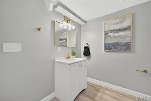 2246 Berwyn Dr, Saint Louis, MO 63136 - Photo 25