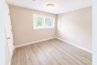 5210 Ville Cecelia Lane, Hazelwood, MO 63042 - Photo 5