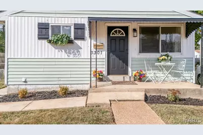 3301 Suncrest Avenue, Breckenridge Hills, MO 63114 - Photo 3