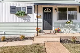 3301 Suncrest Ave, Breckenridge Hills, MO 63114 - Photo 3