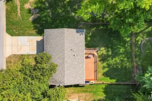 828 N Forest Ave, Webster Groves, MO 63119 - Photo 33