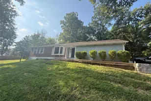 5108 12 Oaks Ave, Villa Ridge, MO 63089 - Photo 1