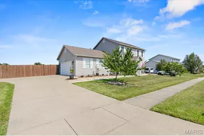 121 Whisper Creek Drive, Wentzville, MO 63385 - Photo 3