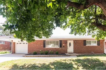 314 Charing Lane, Saint Louis, MO 63125 - Photo 1