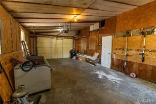 507 S 1st St, Robertsville, MO 65066 - Photo 25