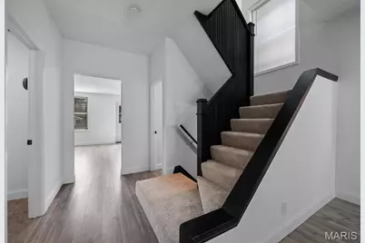 4018 Castleman Avenue, Saint Louis, MO 63110 - Photo 9