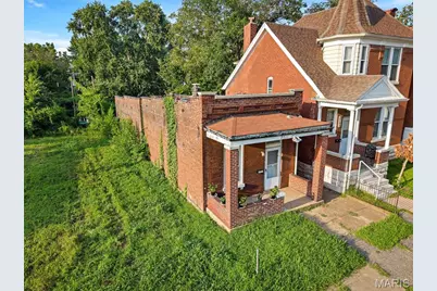 2711 Keokuk Street, Saint Louis, MO 63118 - Photo 3