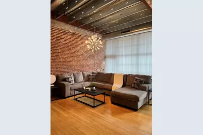 2201 Locust Street #201, Saint Louis, MO 63103 - Photo 3