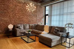 2201 Locust St, Saint Louis, MO 63103 - Photo 5