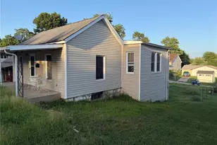 717 S 4th St, De Soto, MO 63020 - Photo 11