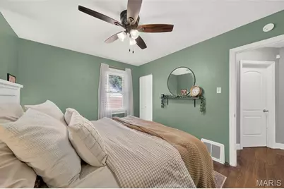 5 Saint James Court, Florissant, MO 63031 - Photo 11