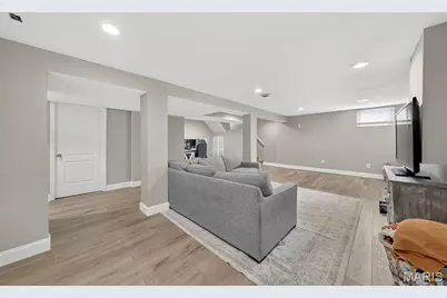 5 Saint James Court, Florissant, MO 63031 - Photo 21