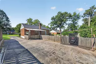 5 St James Ct, Florissant, MO 63031 - Photo 31