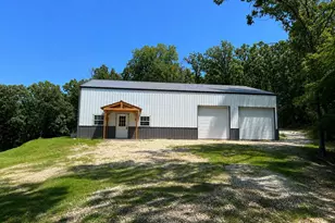 129 Shamrock Ln, Bourbon, MO 65441 - Photo 1