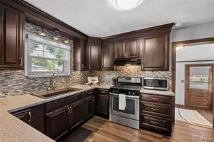 7420 Murdoch Ave, Saint Louis, MO 63119 - Photo 11