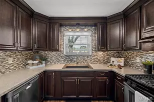 7420 Murdoch Ave, Saint Louis, MO 63119 - Photo 13