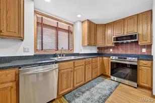 341 S Laclede Station Rd, Saint Louis, MO 63119 - Photo 25