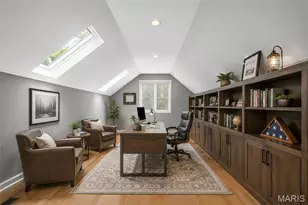 341 S Laclede Station Rd, Saint Louis, MO 63119 - Photo 47
