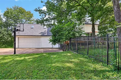 341 S Laclede Station Road, Saint Louis, MO 63119 - Photo 53