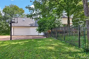341 S Laclede Station Rd, Saint Louis, MO 63119 - Photo 53