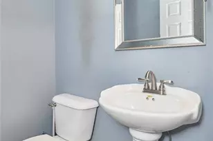 3321 Canal St, Saint Charles, MO 63301 - Photo 9